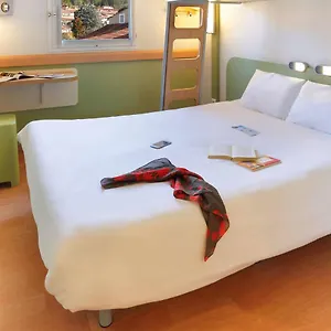 ** Hotel First France